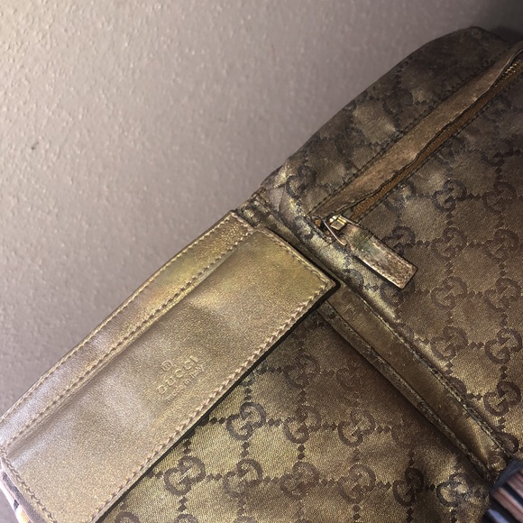 GUCCI BUM BAG - Picture 13 of 16